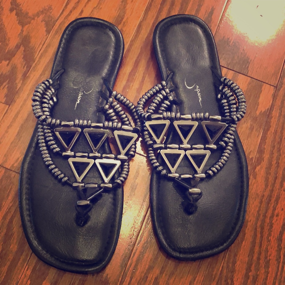 Jessica Simpson flip flops